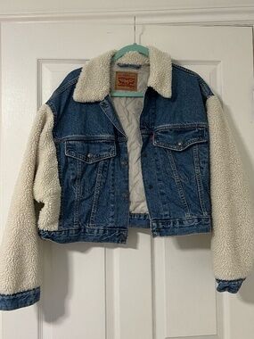 Levi’s Sherpa Denim Jacket M Cropped Blue Trucker Jacket Faux Shearling Lined